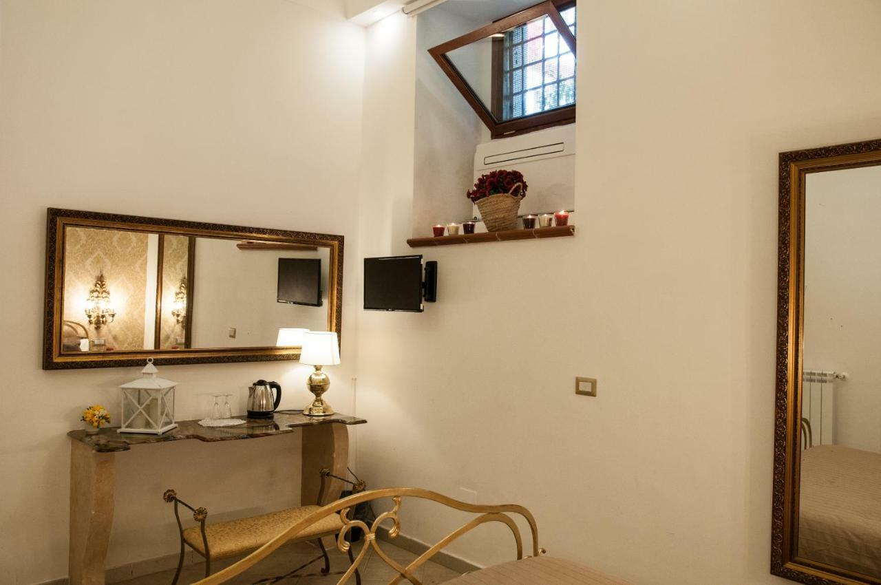 Domus Sanfelice Suite Неаполь Экстерьер фото